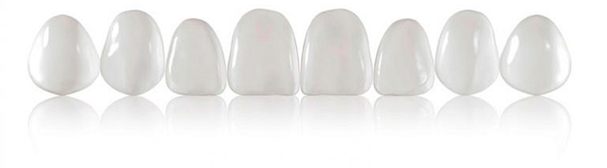 Le faccette dentali sono involucri in ceramica applicati sulla superficie esterna del dente per migliorare l’estetica del proprio sorriso.  Con il turismo dentale, i pazienti italiani possono usufruire di offerte molto vantaggiose per queste procedure dentali nella clinica Grand Turismo Dentale in Moldavia